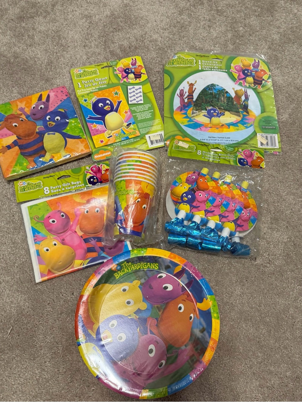 Vintage Backyardigans party supplies